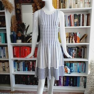 Driscoll Sleeveless Sims FIt Flarę Stretch Knit Office Classic Mini Dress